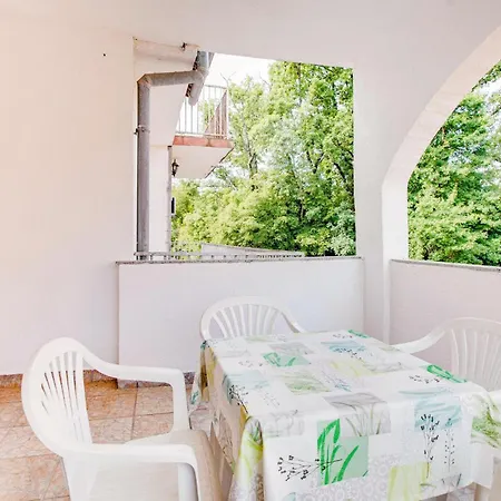 아파트 1 Bedroom Gorgeous In Marsici *